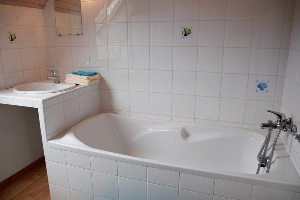 Gites De Maner Ster - Le Frene Piscine Ou Le Chene Piscine Et Spa Privatif Cleden-Poher Bagian luar foto